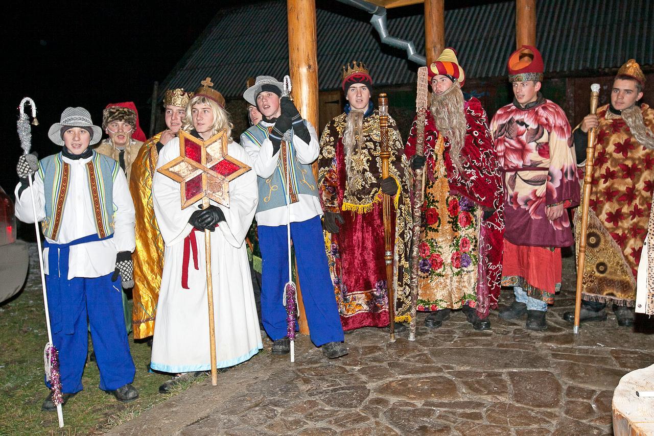 Yasna Sadyba Yasenitsa Zamkova Esterno foto
